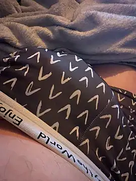 Vinc766 online show from 03-18-26, 04:48