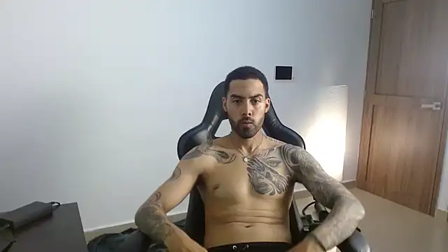 Hendry  online show from 04-28-26, 10:37