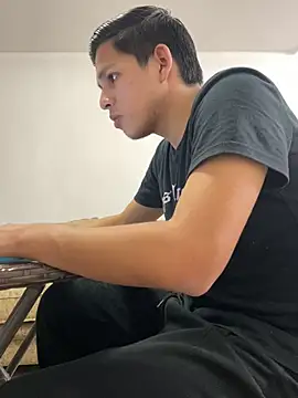 Dani202017 online show from 12-21-24, 11:02