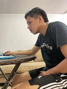 Dani202017 online show from 02-25-25, 10:29