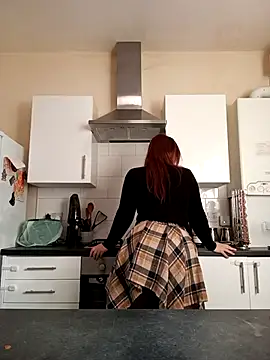 Teagan B online show from 09-24-25, 08:06