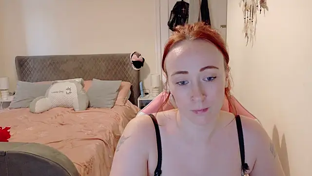 Teagan B online show from 11-17-25, 02:45