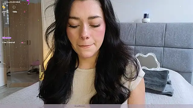 Soffimoon  online show from 02-24-26, 08:29