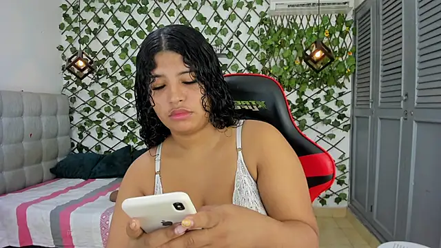 valentina 0  online show from 01-19-26, 11:58