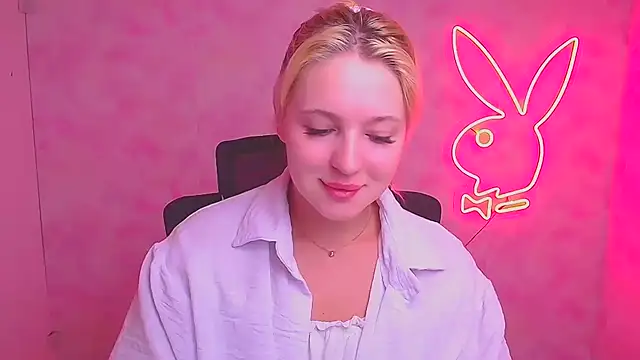 Milka kiss  online show from 09-15-25, 06:02