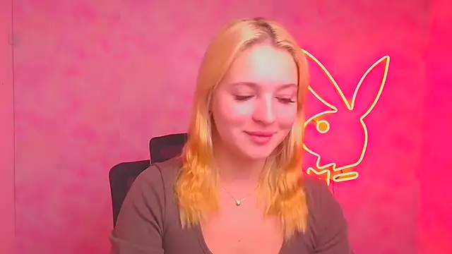 Milka kiss  online show from 10-17-25, 05:43