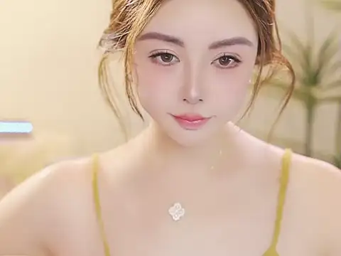 Qiaoqiao  online show from 05-06-26, 04:01