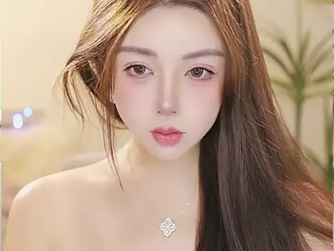 Qiaoqiao  online show from 05-22-26, 03:17