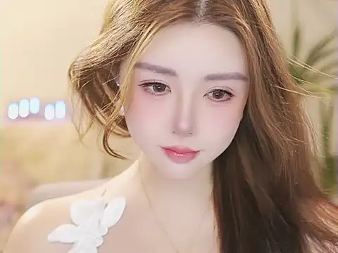 Qiaoqiao  online show from 06-28-26, 06:14