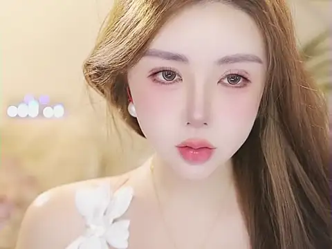 Qiaoqiao  online show from 06-29-26, 04:07