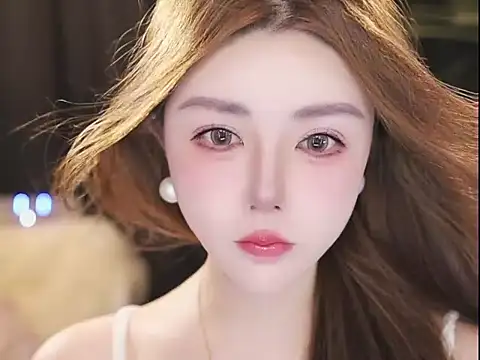 Qiaoqiao  online show from 07-21-26, 04:09