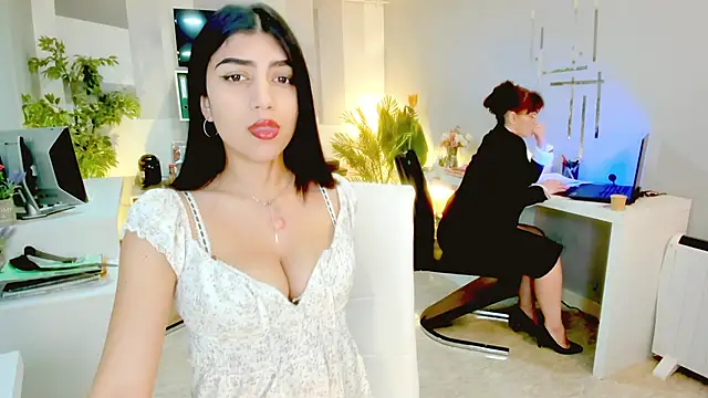 Butterflyblue dream online show from 03-05-26, 12:34