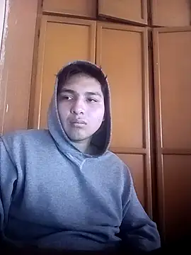 Snapshot of LoganFinds chatting on 10-30-25, 03:13 LoganFinds online show from 10-30-25, 03:13