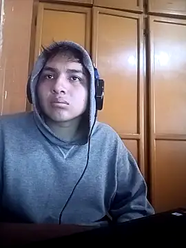 LoganFinds online show from 11-05-25, 02:17