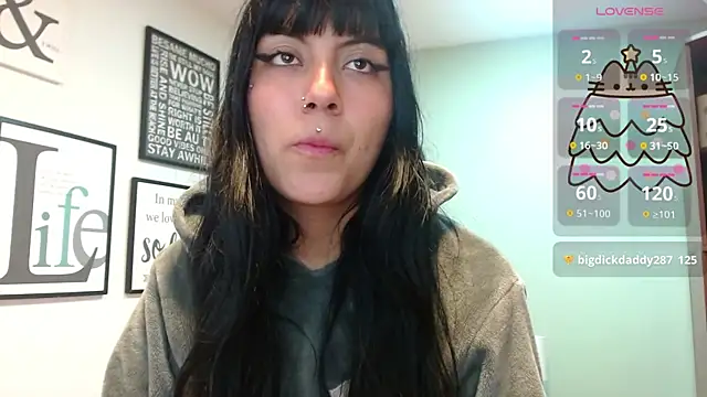 Snapshot of amy_adams1 chatting on 12-19-24, 08:56 amy adams1 online show from 12-19-24, 08:56