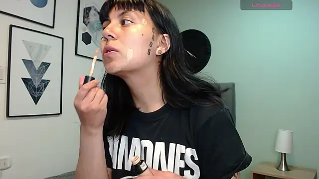 amy adams1 online show from 04-21-26, 04:52