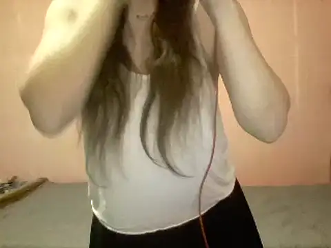 Snapshot of MaxWellas6 chatting on 02-12-25, 07:02 MaxWellas6 online show from 02-12-25, 07:02