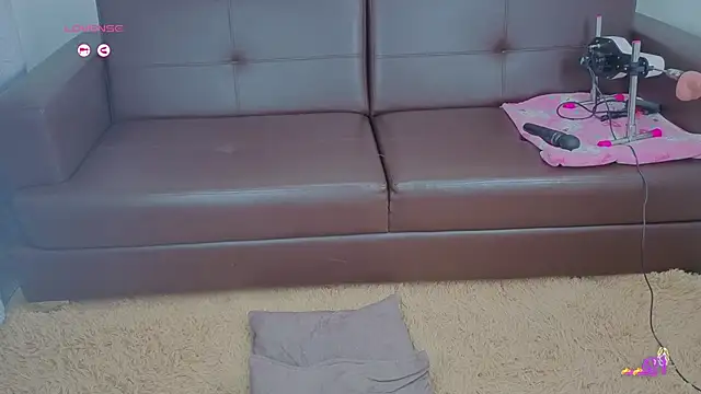 Mariana Lu online show from 10-25-25, 02:52