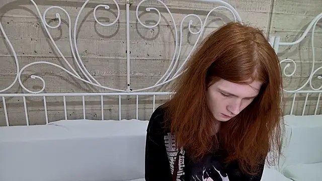 ZaynGraham online show from 12-14-25, 04:01