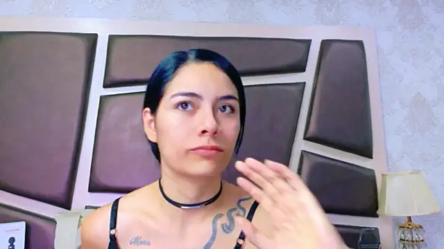 NicoleEsposito online show from 07-11-26, 12:52