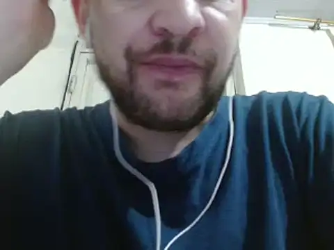 camiloking1720 online show from 12-13-24, 02:43