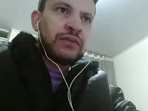 camiloking1720 online show from 01-31-25, 02:48