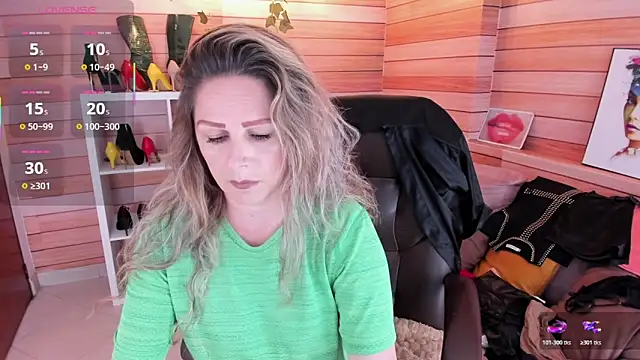 Victoria collins 1 online show from 12-19-25, 12:34