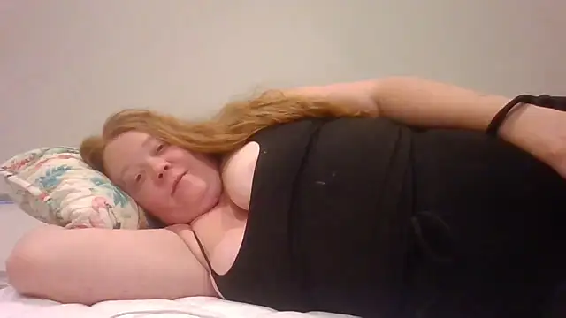 Snapshot of Sierra_bbyx chatting on 05-16-26, 03:58 Sierra bbyx online show from 05-16-26, 03:58