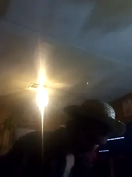 luke thighwalker2469 online show from 12-22-24, 03:33