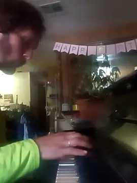 Snapshot of luke_thighwalker2469 chatting on 02-15-25, 06:23 luke thighwalker2469 online show from 02-15-25, 06:23