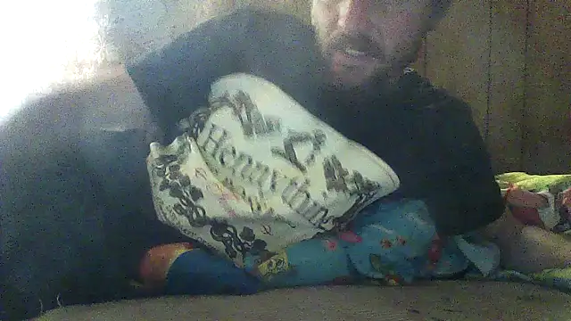 Snapshot of luke_thighwalker2469 chatting on 11-05-25, 11:38 luke thighwalker2469 online show from 11-05-25, 11:38