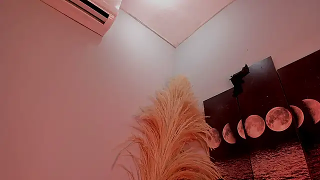 ALICEPOIXXXON online show from 01-12-26, 05:34