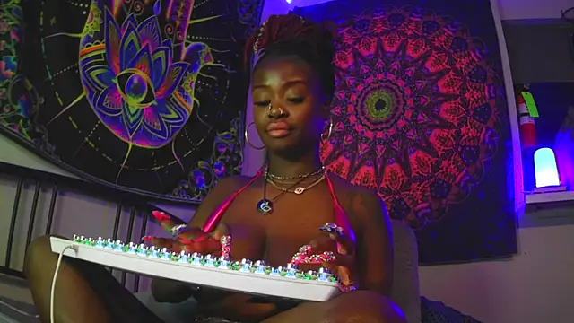 Tatithegoddess online show from 01-29-25, 07:46