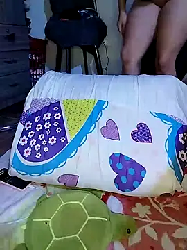 Snapshot of IamAlana_ chatting on 12-14-24, 04:42 IamAlana online show from 12-14-24, 04:42