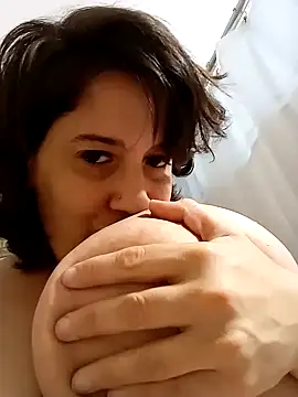 Snapshot of Sole_Love chatting on 02-27-25, 03:14 Sole Love online show from 02-27-25, 03:14