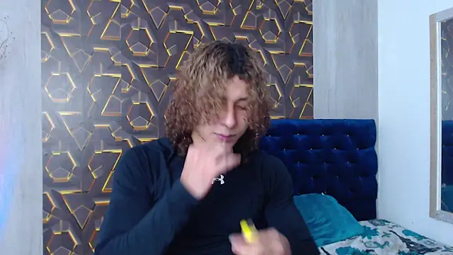 Demitryo online show from 03-20-25, 02:40