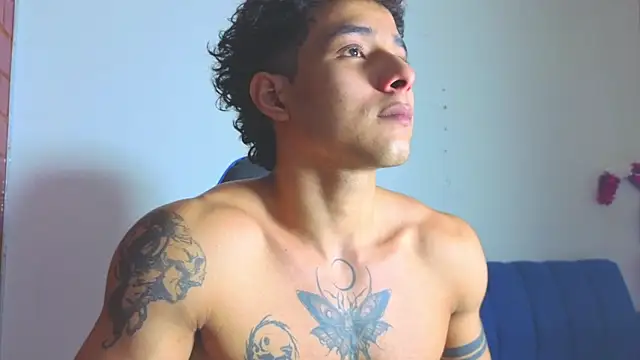 Snapshot of Demitryo chatting on 02-02-26, 05:06 Demitryo online show from 02-02-26, 05:06