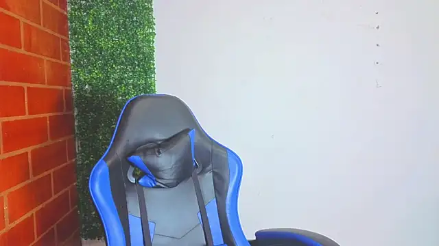 Snapshot of Demitryo chatting on 02-14-26, 02:41 Demitryo online show from 02-14-26, 02:41