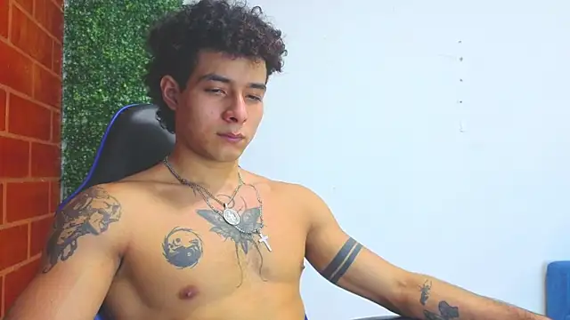 Snapshot of Demitryo chatting on 02-20-26, 02:08 Demitryo online show from 02-20-26, 02:08