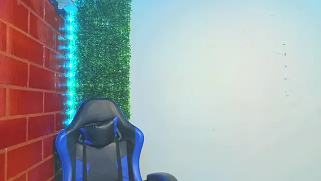 Snapshot of Demitryo chatting on 03-04-26, 02:28 Demitryo online show from 03-04-26, 02:28