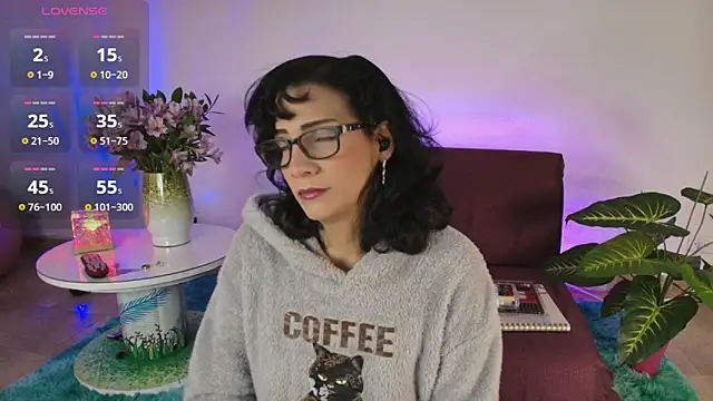 Elliee  online show from 03-08-25, 01:14