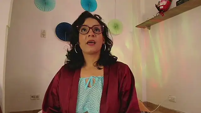 Elliee  online show from 03-13-25, 06:45