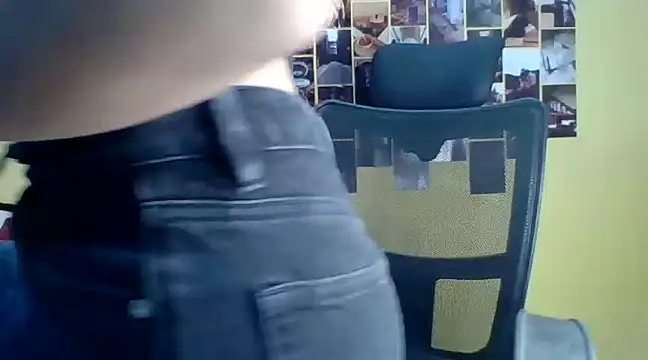 Snapshot of Nicole-wallace chatting on 01-21-25, 10:30 Nicole-wallace online show from 01-21-25, 10:30