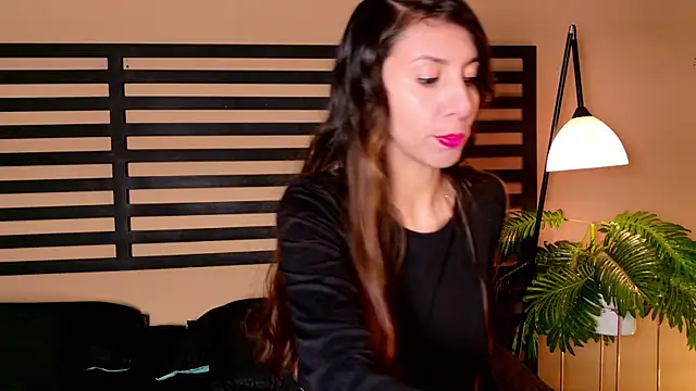 luna willians online show from 06-20-26, 01:25