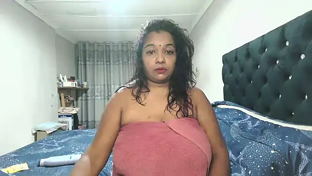 Indianmayaxoxo online show from 10-11-25, 04:05