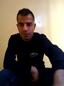 Snapshot of Bisex_activ19 chatting on 12-22-24, 01:22 Bisex activ19 online show from 12-22-24, 01:22