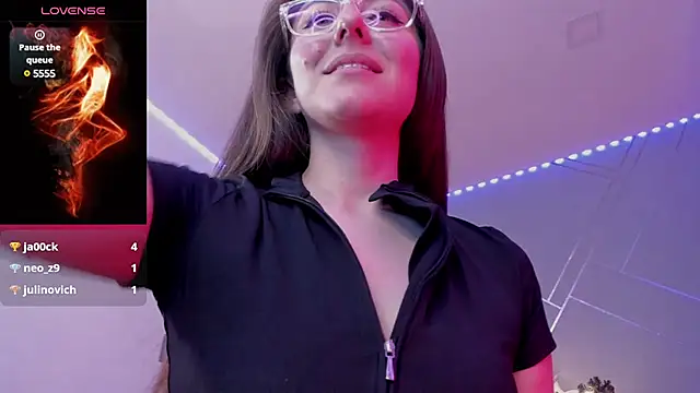 Snapshot of Ich_Bin_Julia chatting on 12-08-24, 07:43 Ich Bin Julia online show from 12-08-24, 07:43