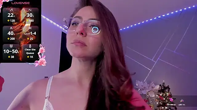 Snapshot of Ich_Bin_Julia chatting on 12-31-24, 03:09 Ich Bin Julia online show from 12-31-24, 03:09