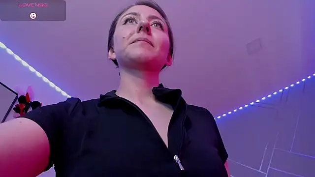 Snapshot of Ich_Bin_Julia chatting on 01-16-25, 05:55 Ich Bin Julia online show from 01-16-25, 05:55