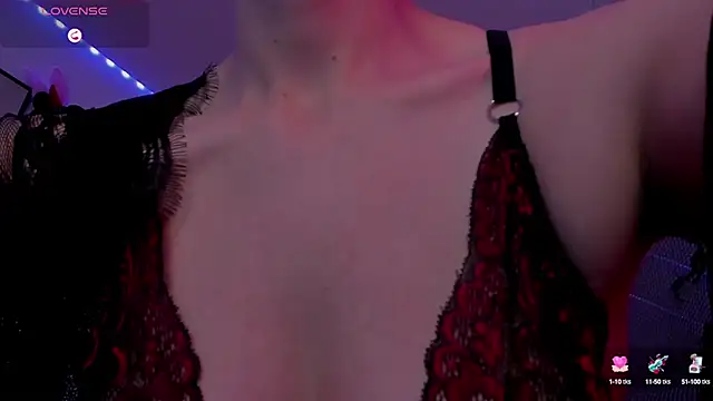 Snapshot of Ich_Bin_Julia chatting on 01-17-25, 04:36 Ich Bin Julia online show from 01-17-25, 04:36